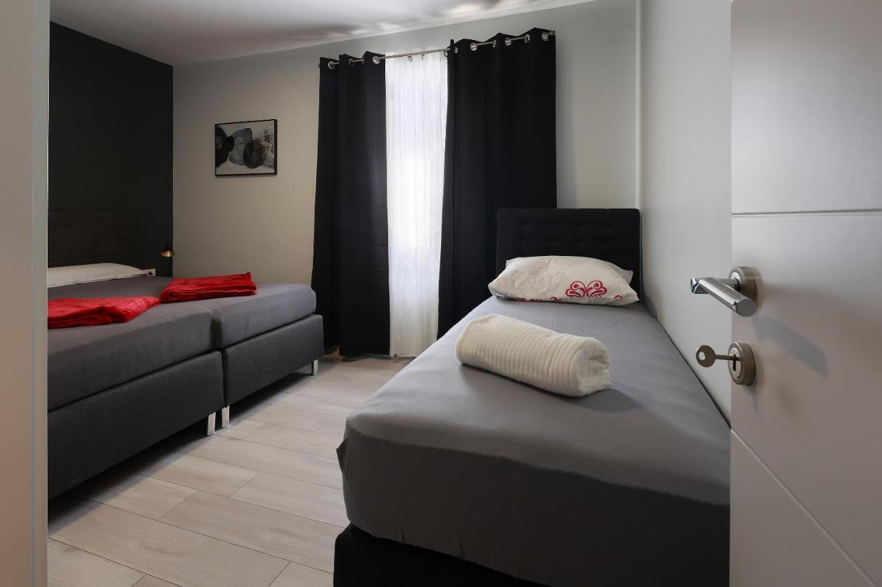 Villa Mariella Novalja Bagian luar foto